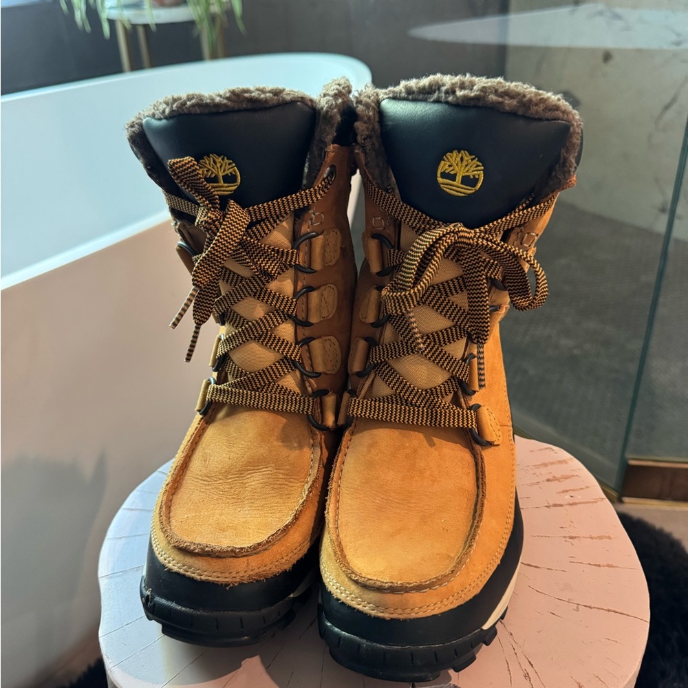 Timberland Tan and Fur-Lined Winter Boots